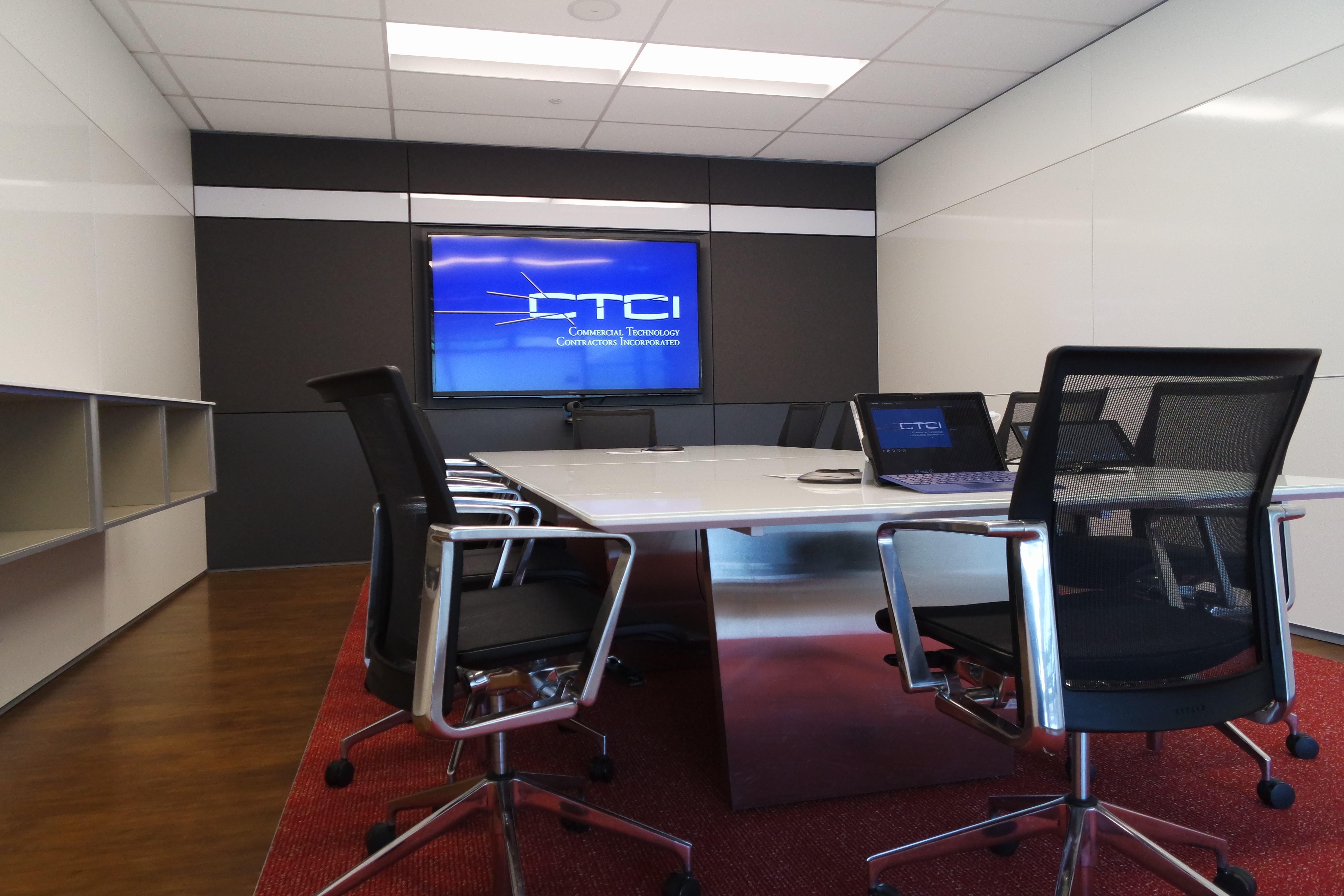 AVIONICS & AEROSPACE RETAIL HQ